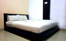 Hotel Pondok Grand Azizah Makassar